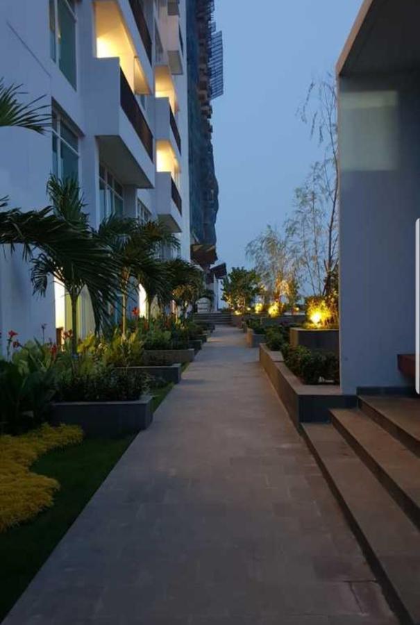 Treeparkcity Apartments By Winshome Tangerang Exterior foto